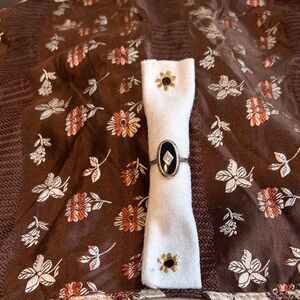 Elegant Diamond Black and White Gold Women's Ring